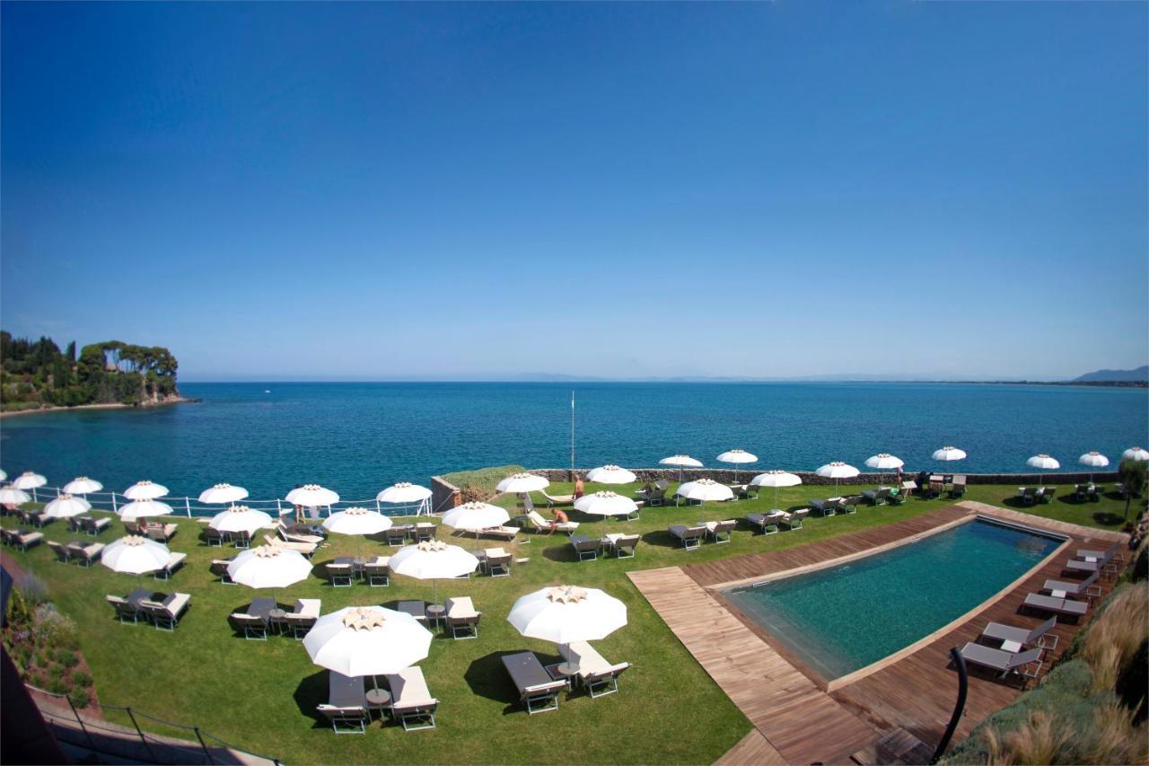 Domizia Hotel 4*