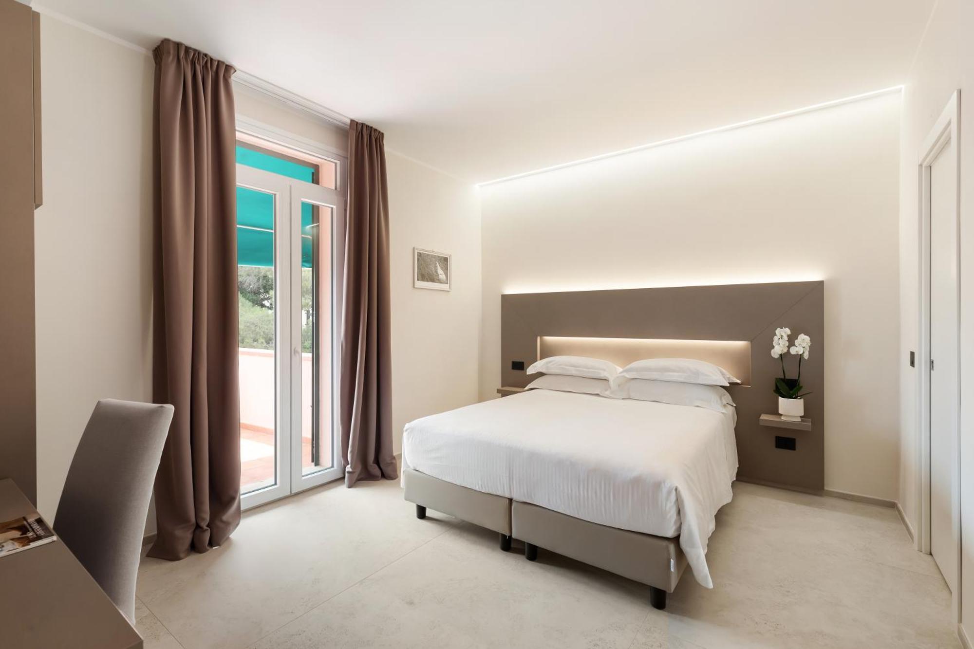 Domizia 4* Porto Santo Stefano (Grosseto)